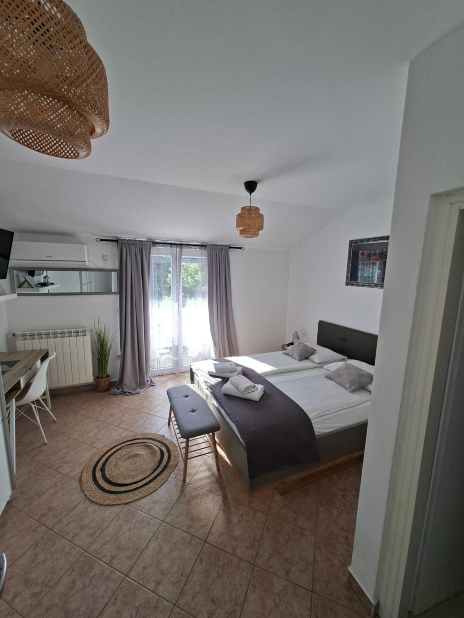 Martina Guest House โปเรช ภายนอก รูปภาพ